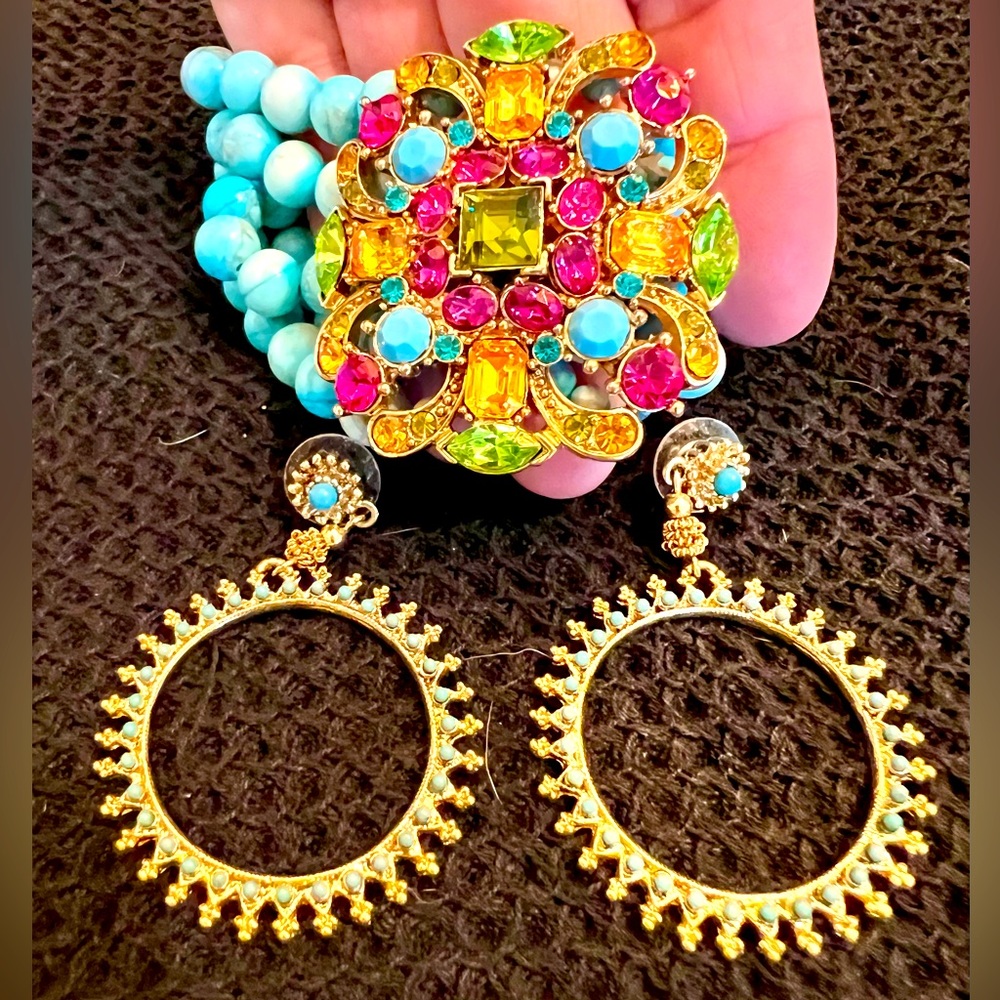 Turquoise bracelet and earring set